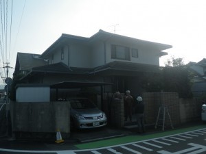 福岡市南区長住Ｍ様【外壁：藻類・カビの繁殖を防ぐ塗料・屋根：超耐候性塗料で塗装】：施工前