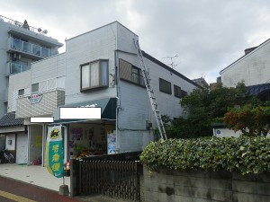 福岡市城南区別府Ｋ様店舗【外壁素材/サイディング板：優れた伸縮性で防水効果抜群の塗料・屋根素材/スレート瓦：遮熱効果のある塗料で塗装】：施工前