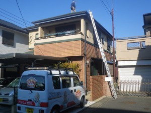 福岡市早良区田隈T様邸【屋根：スレート瓦　耐候性、遮熱機能のある塗料で塗装・外壁：ALC　低汚染性、防藻防カビ性のある塗料で塗装】：施工前