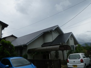 ホームページよりお問い合わせ　福岡市西区拾六町U様【屋根：スレート瓦　高耐久・耐候性のある塗料で塗装】：施工後
