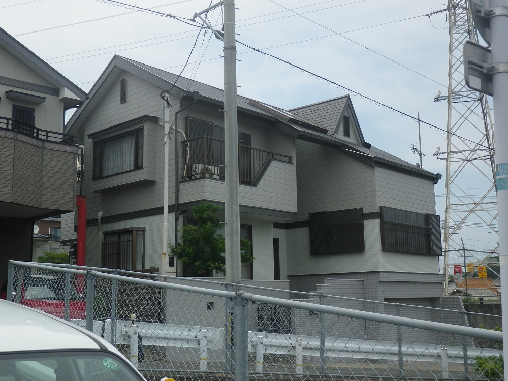 ホームページよりお問い合わせ　福岡市城南区長尾S様【外壁：窯業系サイディング板　高耐候性の塗料で塗装/屋根：スレート瓦　高耐久性・低臭の塗料で塗装】