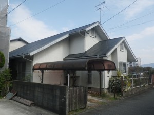 ホームページよりお問い合わせ　福岡市西区拾六町U様【屋根：スレート瓦　高耐久・耐候性のある塗料で塗装】：施工前