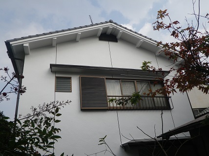 福岡県太宰府市宰府Ｔ様邸【外壁素材：モルタル　低汚染性、高耐久性、防藻・防カビの優れた塗料で塗装】