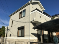福岡市西区石丸Ｍ様邸【外壁素材：窯業系サイディング　高耐久性、低汚染性、抜群の追従性、防水機能防藻・防かび機能、環境に優しい塗料で塗装　屋根素材：スレート瓦　高耐候性、作業性、豊富な色数、防藻・防かび性の優れた塗料で塗装】