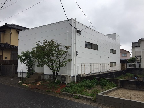 福岡県福岡市早良区賀茂Ｓ様邸【外壁素材：窯業系ｻｲﾃﾞｲﾝｸﾞ　超耐候性、美観保持性、防藻・防かび性の優れた塗料で塗装　防水工事】