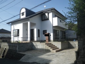 福岡県福岡市東区Ｎ様邸【外壁素材：モルタル　超耐候性、美観保持性、防藻・防かび性の優れた塗料で塗装　屋根：和瓦　漏水補修工事】：施工後