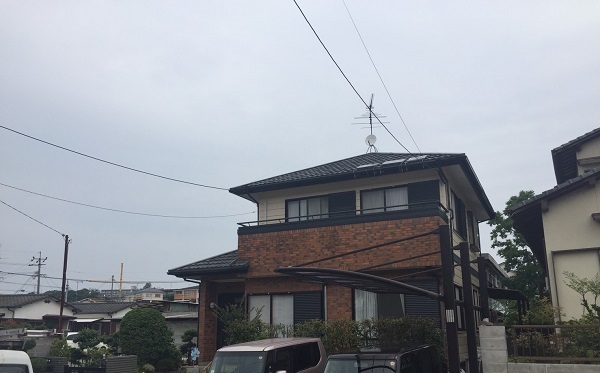 【福岡市東区高美台Y様邸　外壁素材：金属製サイディング　超耐候性、防カビ・防藻性、美観保持性に優れた塗料で塗装】