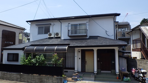 福岡市城南区片江K様【外壁素材：モルタル　高耐候性、経済性、美観性、安全性、低汚染性、防カビ・防藻性に優れた塗料で塗装】
