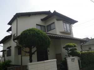 福岡市城南区梅林T様【外壁素材：モルタル　屋根素材：陶器瓦】：施工前