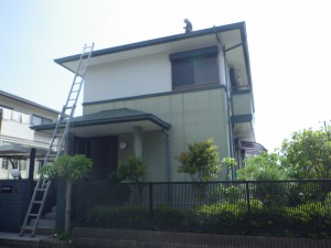 佐賀県基山N様【外壁素材：窯業系サイディング　屋根素材：スレート瓦】：施工前