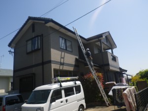 福岡市城南区南片江U様【外壁素材：窯業系サイディング　屋根素材：スレート瓦】：施工前