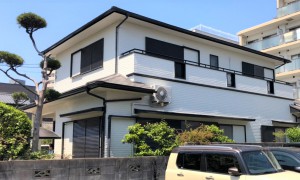 福岡市南区玉川町M様邸【外壁：窯業系サイディング　屋根：スレート瓦　付帯塗装】：施工後