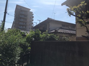 福岡市早良区西新M様邸【外壁：モルタル　屋根：アスファルトシングルに葺き替え】：施工前